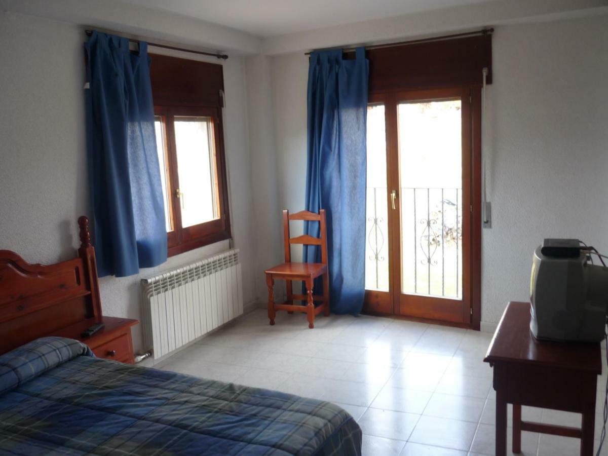 Hostal Restaurante San Millan Оріуела-дель-Тремедаль Екстер'єр фото