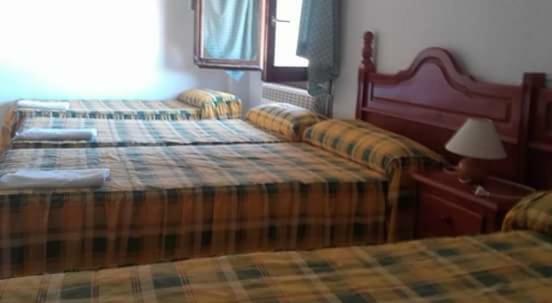 Hostal Restaurante San Millan Оріуела-дель-Тремедаль Екстер'єр фото